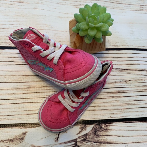 ladies pink vans size 6